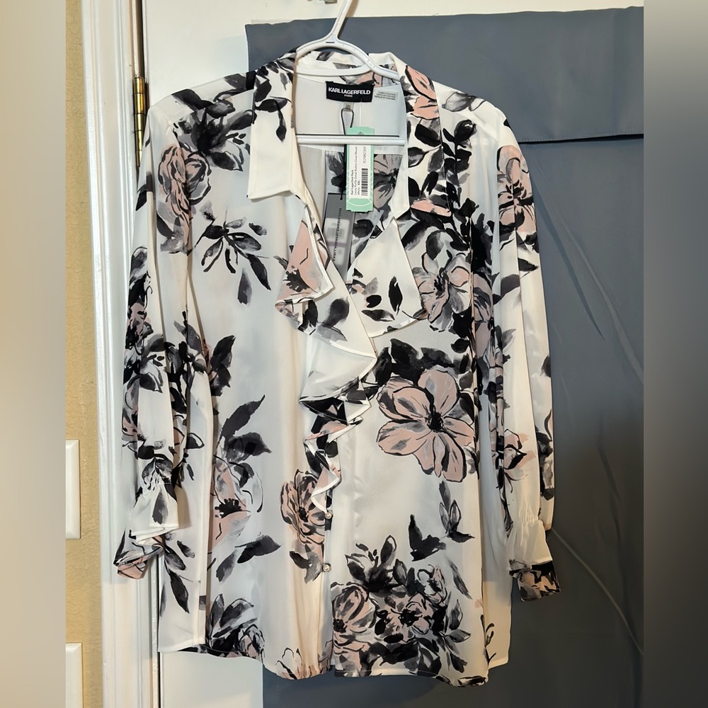 New never worn XXl